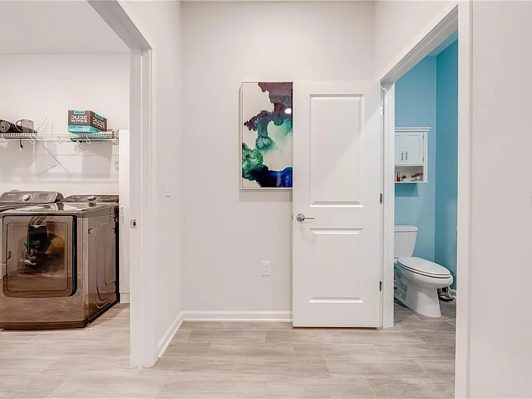 5301 Amersham Ln — Photo 20