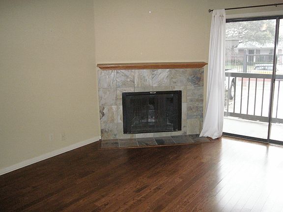 5th image of 8888 Tallwood Dr APT 1102