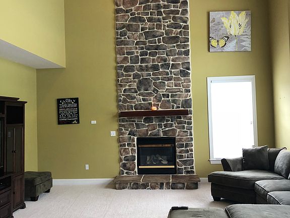 4th image of 107 Cooper Hawk Dr