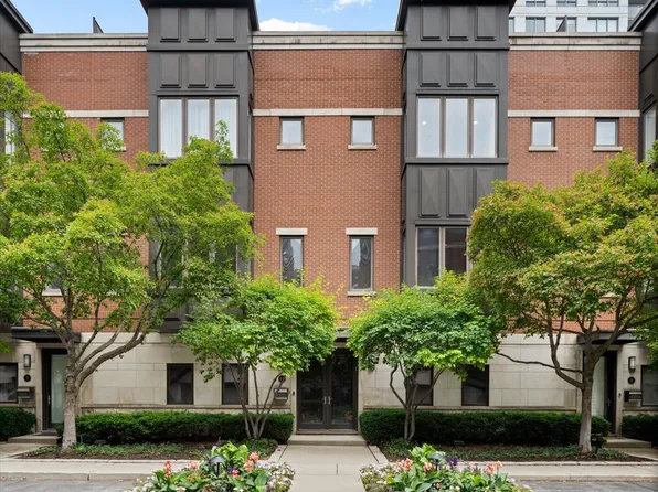 460 W Superior St #4-5, Chicago, IL 60654
