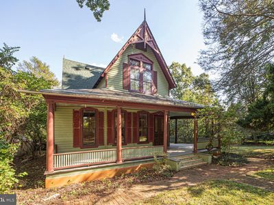 111 Grove Ave, Washington Grove, MD, 20880
