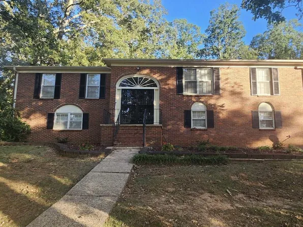 2350 Roberts Ln, Florence, AL 35630