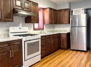 3836 S Parnell Ave #2, Chicago, IL 60609