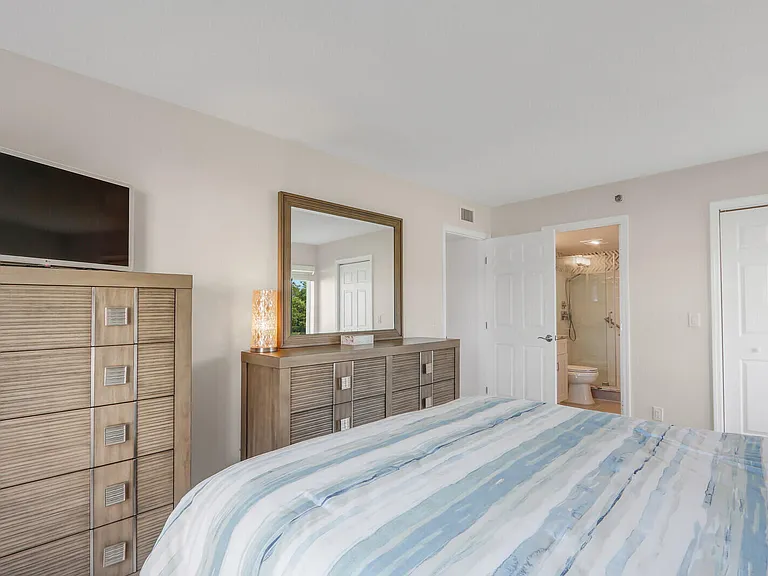 4444 NE Ocean Blvd #E2 — Photo 19