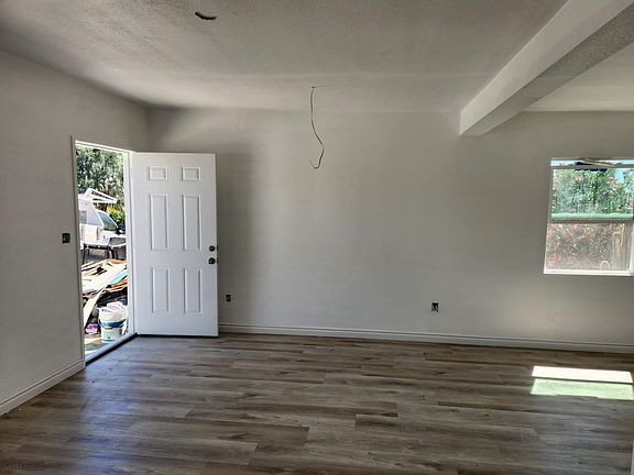 4th image of 66310 1st St APT 1