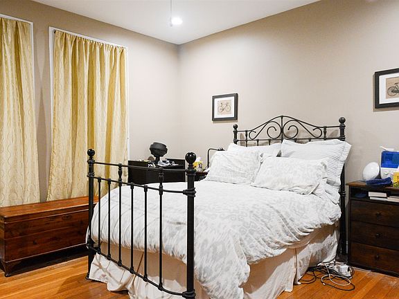 Apartment Photos (4)