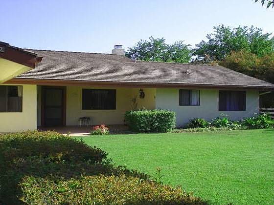 2nd image of 2720 Santa Barbara Ave