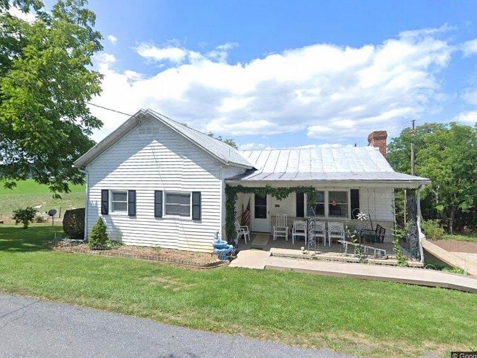 1st image of 4521 Sky Rd