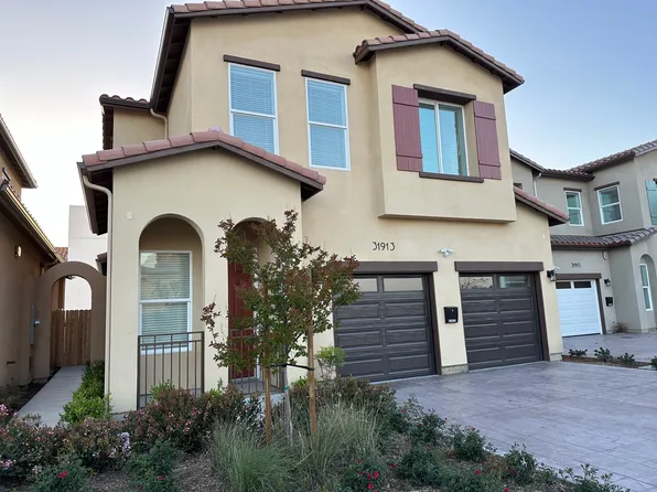 31911 Saint Joseph Ln, Stanton, CA 90680