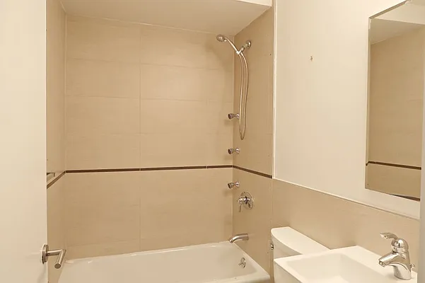 Rented by MNS | media 3