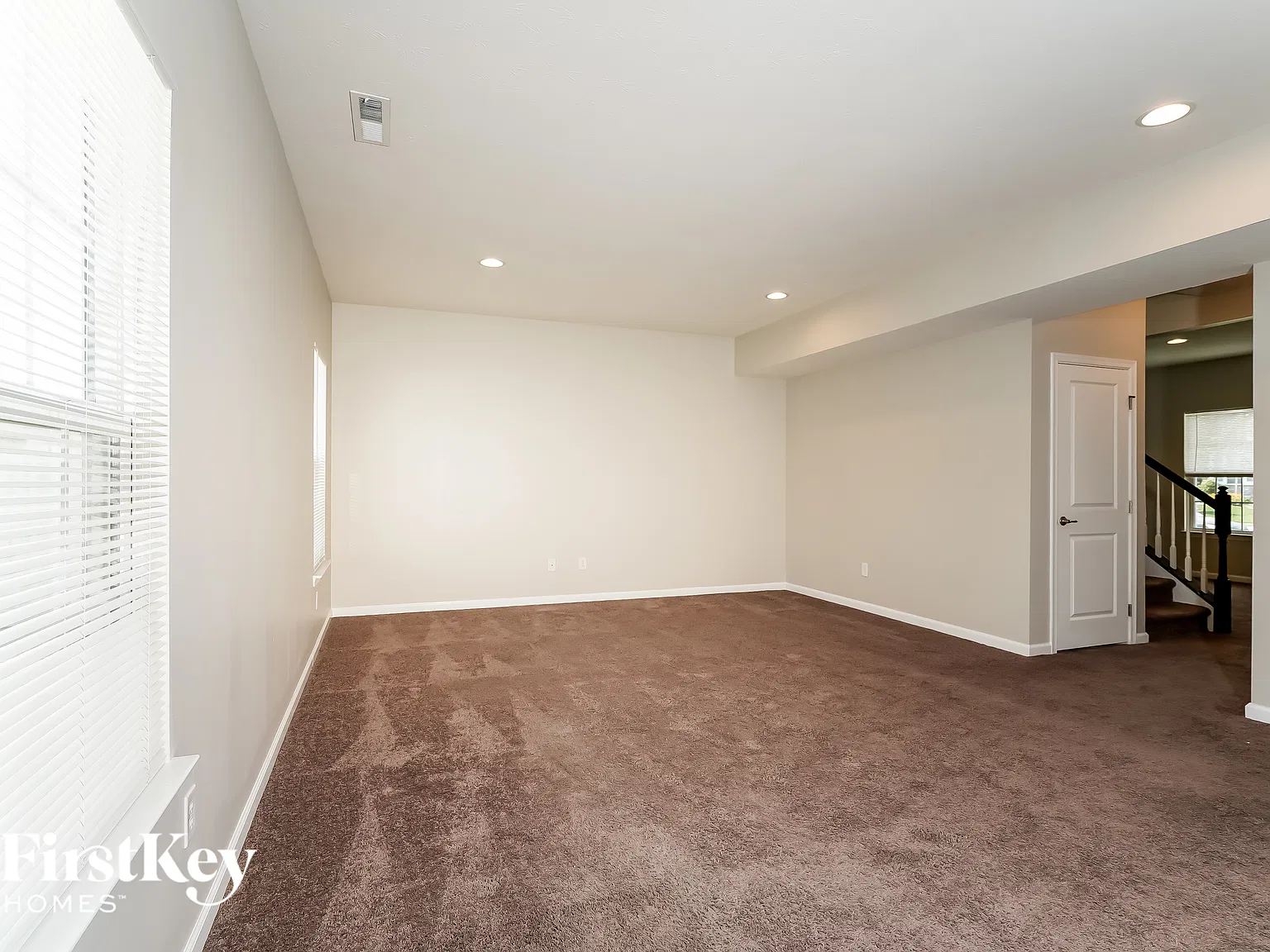 4 bed, 2.5 bath, 2387 sqft, $2,610 — Photo 3