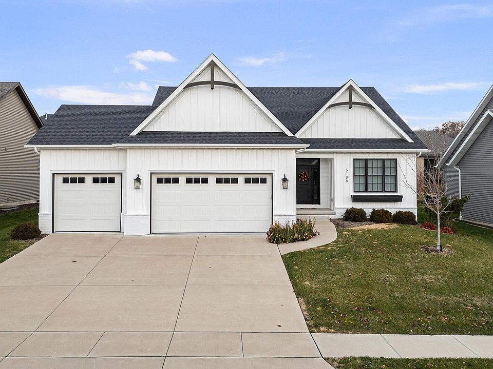 1st image of 5188 S Richmond Cir