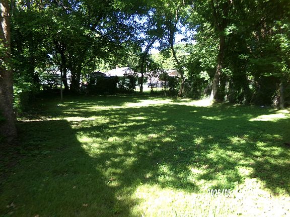 5th image of 2282 Eldridge Ave