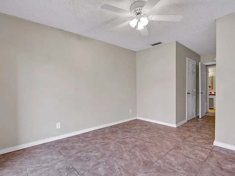 3243 Nacogdoches Rd #412 — Photo 21