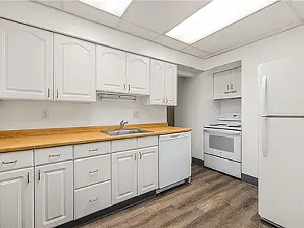 2805 Neeld Ave Floor 1, Pittsburgh, PA 15216