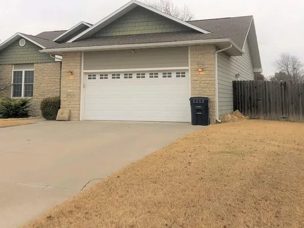 1904 Macarthur Ct, Independence, KS 67301