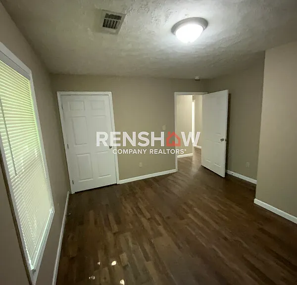 1838 Curry St — Photo 12