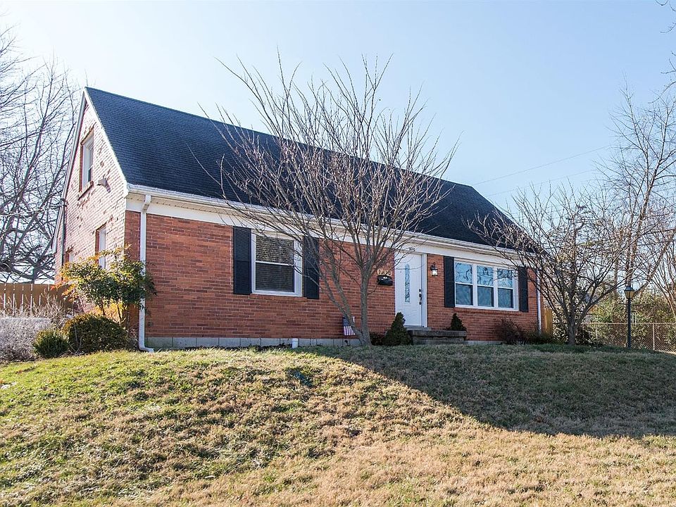 2nd image of 1610 Lindy Ln