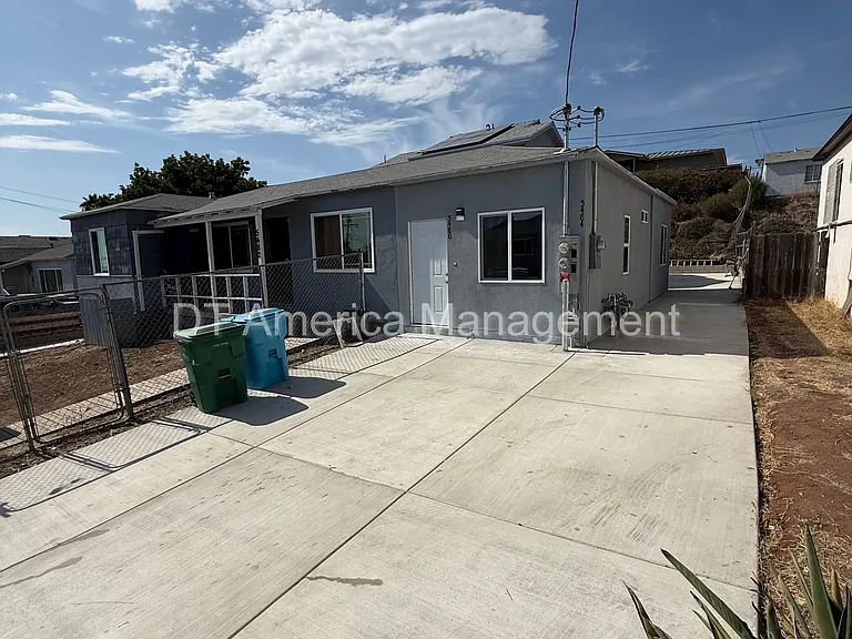 5480 Timothy Dr — Photo 1
