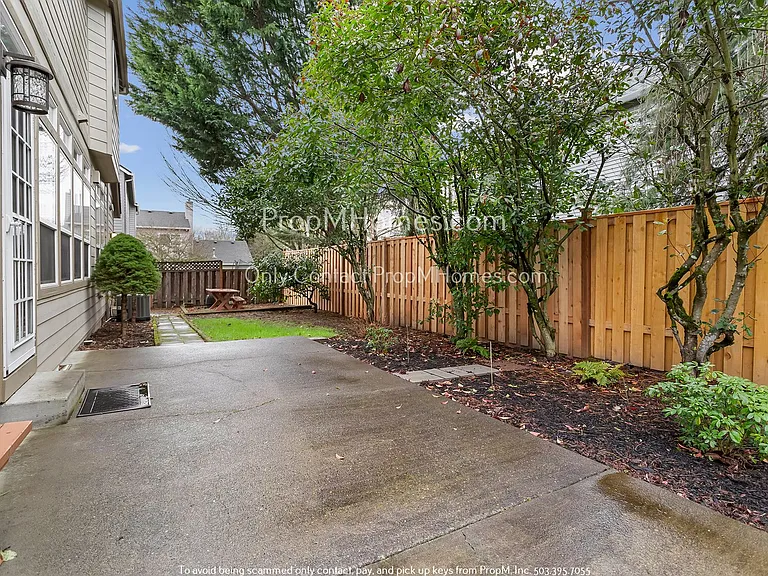 16860 NW Paddington Dr — Photo 26