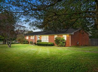 19 Concord Dr, Clarksville, TN 37042