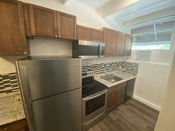 5th image of 7306 Earlwood Ave #4
