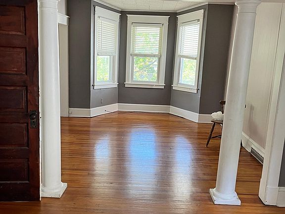2nd image of 806 Park Ave #2
