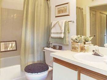 5th image of 2540 SW 23rd Cranbrook Pl