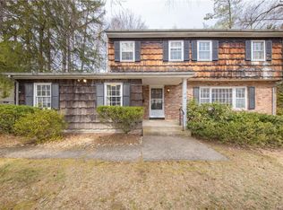 12 Lexington Rd, New City, NY 10956