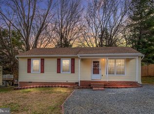 5063 Macnamara Dr, Fredericksburg, VA 22407