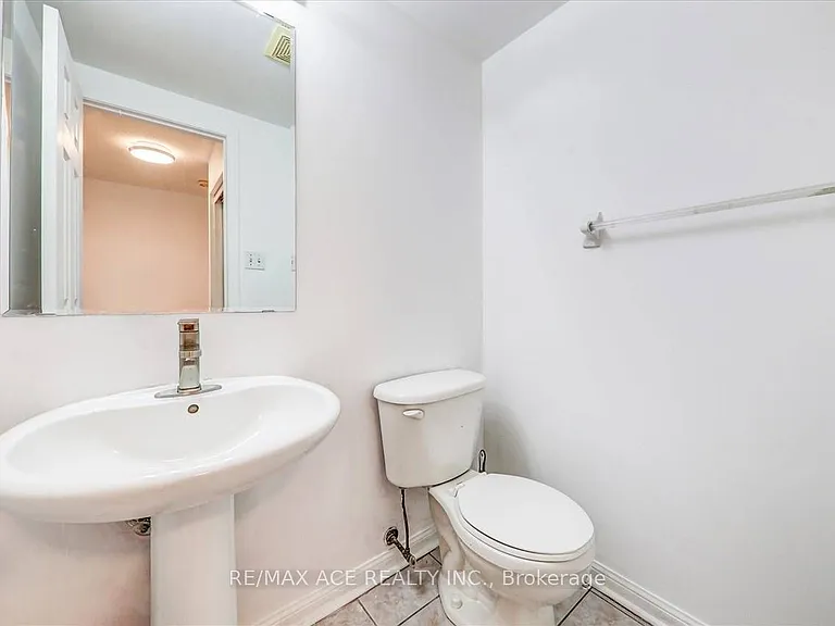 35 Pitchpine Dr — Photo 8