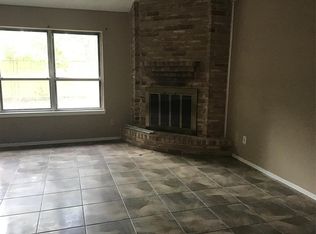 2814 Virginia Colony Dr, Webster, TX 77598