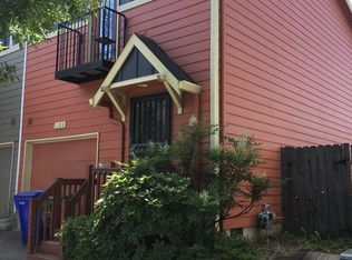 1104 NE 6th St, Gresham, OR 97030