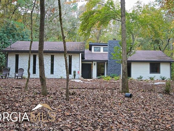 2nd image of 110 Perla Place