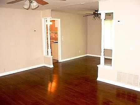 4th image of 4241 NW 17th St