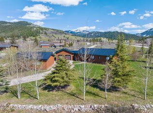 10275 Purple Aster Cir, Victor, ID 83455