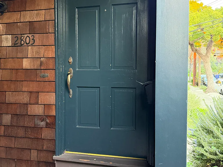2803 Stuart St — Photo 2