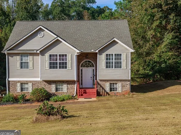 45 Avery Dr, Covington, GA 30016