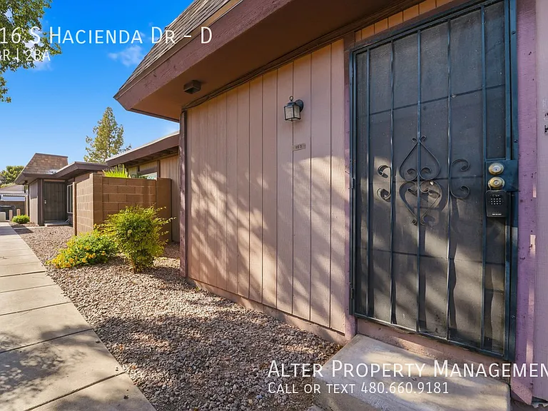 916 S Hacienda Dr #D — Photo 4