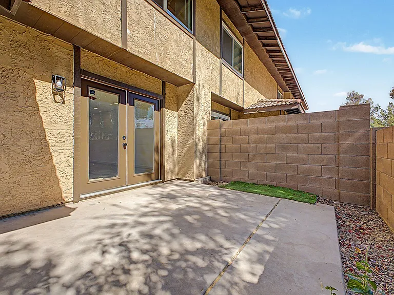 1812 W Village Way — Photo 27