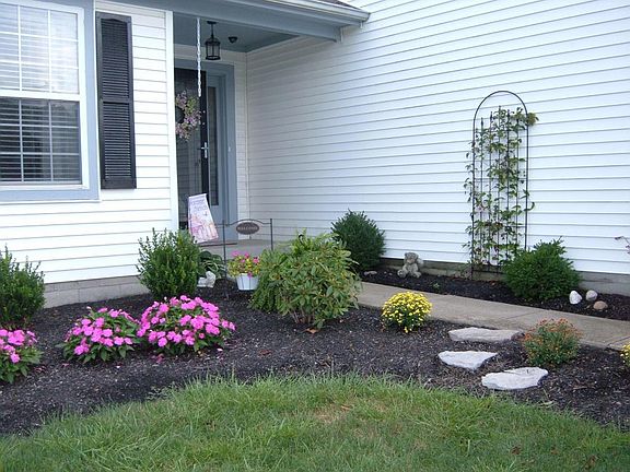 3rd image of 163 Brooksedge Dr
