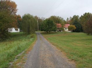 172 Ridgetop Ln, Gainesboro, TN 38562