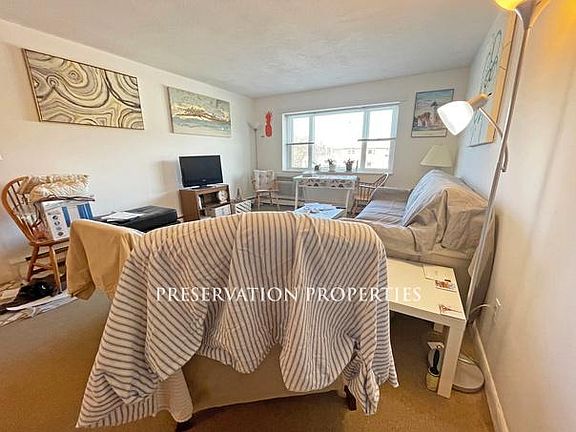 4th image of 1077 Chestnut St APT 7