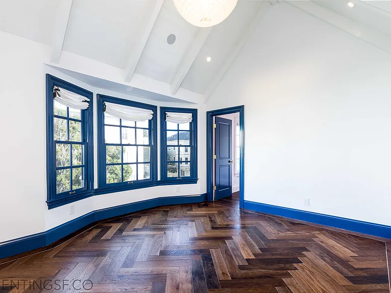 2211 Steiner St — Photo 3