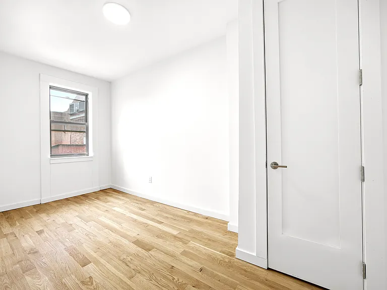 75 Bainbridge St #3B — Photo 13