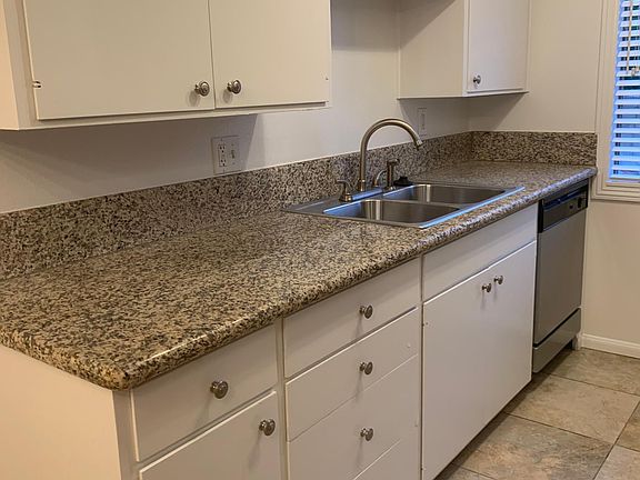 5th image of 2206 Allesandro St APT 102