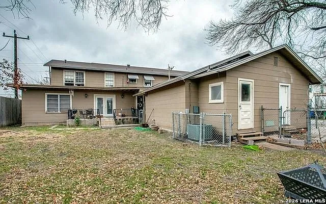 511 Exeter Rd — Photo 17
