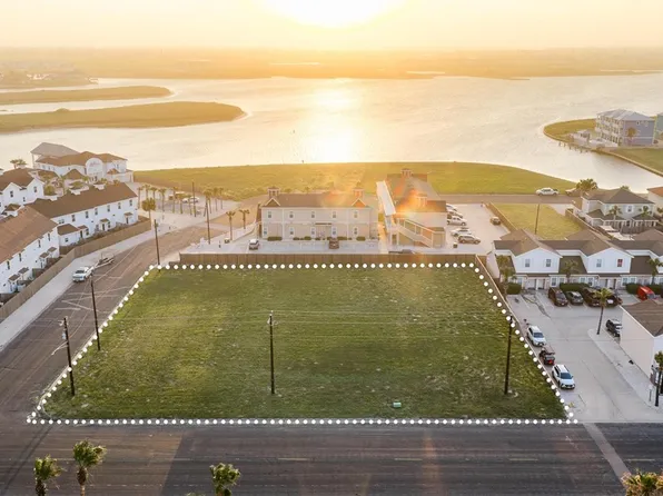 15041 Leeward Dr, Corpus Christi, TX 78418