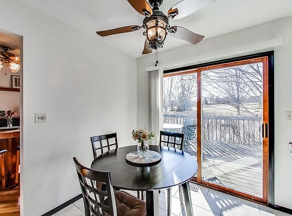 5th image of 41026 N Prairie Ave