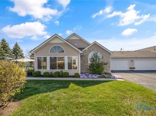 8334 Ledgestone Ave, Sylvania, OH 43560